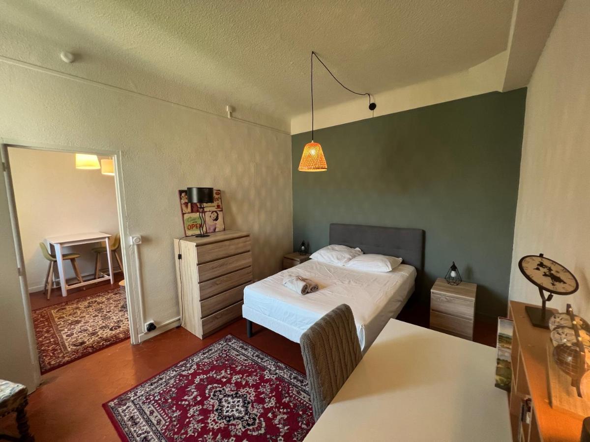 Serenite - Appartement Climatise Au Calme - Wifi Avinyon Dış mekan fotoğraf